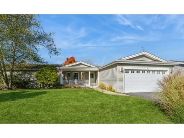 Photo 1 of 2 of home located at 6 Derby Court Grayslake, IL 60030