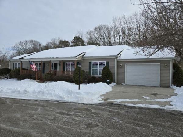 Photo 1 of 2 of home located at 1407-265 Middle Rd Unit #265 Calverton, NY 11933