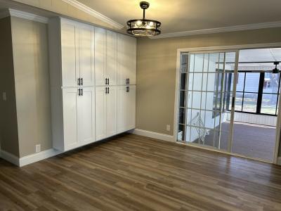 Photo 4 of 15 of home located at 1200 Lake Drive Grand Island, FL 32735