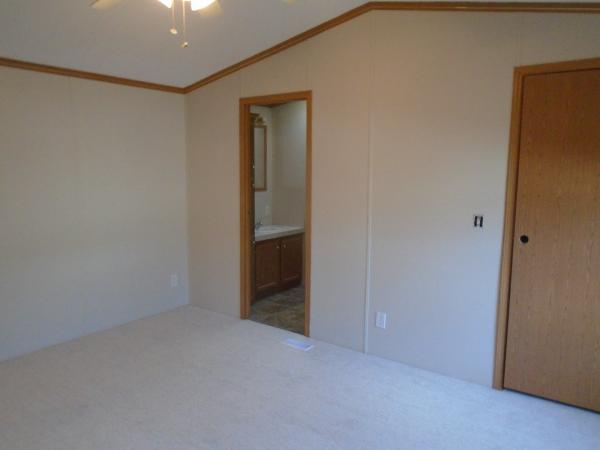 1997 Commodore MI0027437633 Mobile Home