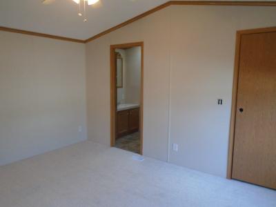 Photo 5 of 7 of home located at 4452 Brookmere Dr Kentwood, MI 49512