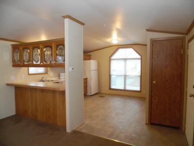 Photo 2 of 7 of home located at 28799 Glenwood Flat Rock, MI 48134