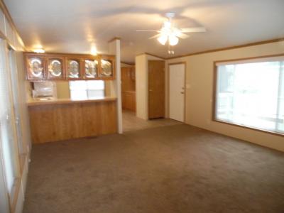 Photo 5 of 7 of home located at 28799 Glenwood Flat Rock, MI 48134