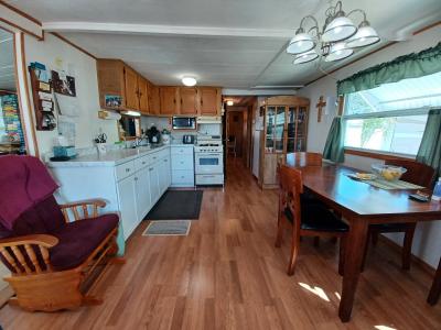 Photo 5 of 15 of home located at 37647 Chancey Road 185 Zephyrhills, FL 33541