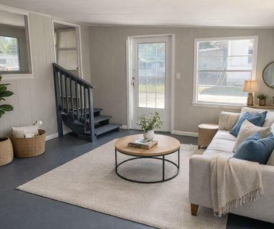 Photo 3 of 11 of home located at 10 Circle Dr Mount Dora, FL 32757