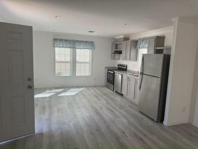 Photo 2 of 11 of home located at 925 Ponce De Leon Boulevard Lot 37 Brooksville, FL 34601