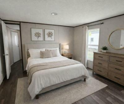 Photo 4 of 19 of home located at 48 Tower Manor Dr Auburndale, FL 33823