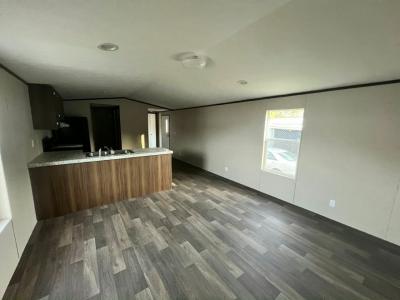 Photo 2 of 19 of home located at 51 Tower Manor Dr Auburndale, FL 33823