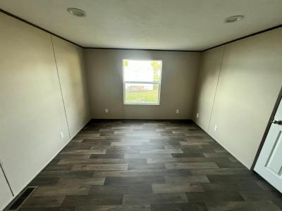 Photo 5 of 19 of home located at 51 Tower Manor Dr Auburndale, FL 33823