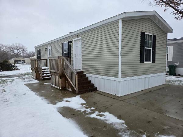 2023 RA1652202  Home