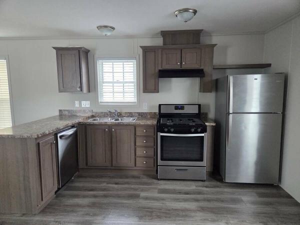 2023 RA1652202  Home