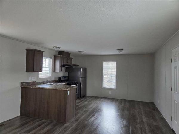 2023 RA1652202  Home