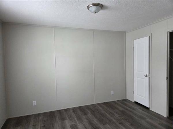 2023 RA1652202  Home