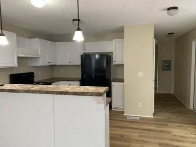 Mobile Home at 19 Kris Dr Bloomington, IL 61704