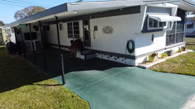 Photo 2 of 22 of home located at 2419 Gulf To Bay Blvd Lot 1420 Clearwater, FL 33765