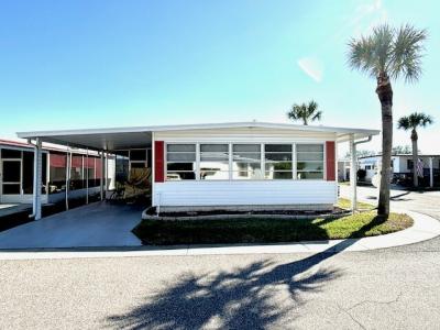 Photo 2 of 44 of home located at 1071 Donegan Road, Lot 615 Largo, FL 33771