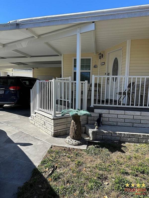 Photo 1 of 2 of home located at 37811 Chancey Rd Zephyrhills, FL 33541