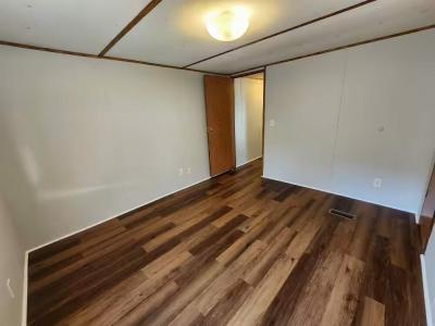 Photo 5 of 9 of home located at 491 Chapman Rd 121 Fountain Inn, SC 29644