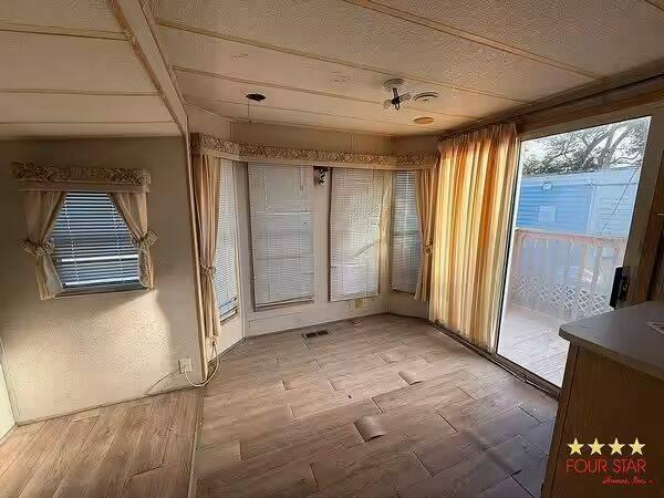 1983 Unknown  Home
