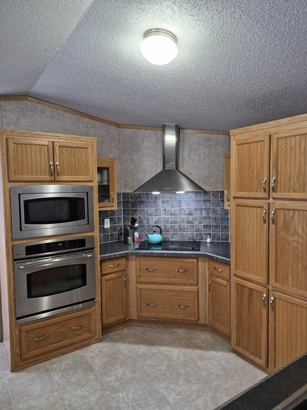 2007 Champion Manufactured Home