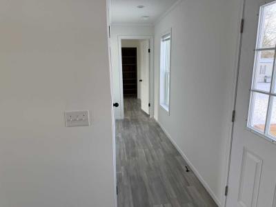 Photo 4 of 6 of home located at 11400 Stratford Lane Whitmore Lake, MI 48189