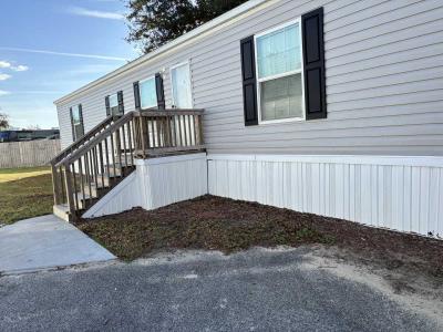 Mobile Home at 335 SE Balboa Dr Lot 18 Madison, FL 32340