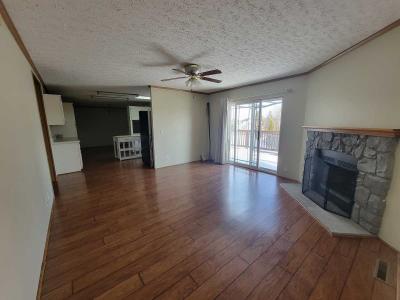 Photo 6 of 24 of home located at 15 Ridgeway Saline, MI 48176