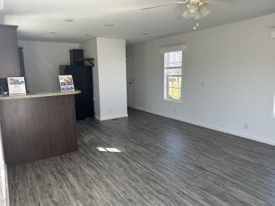 Photo 2 of 12 of home located at 3 Fredericksburg Dr West Chester, OH 45069