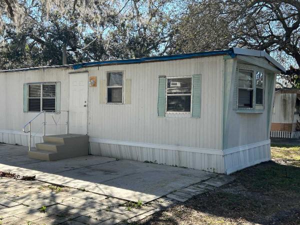 300.00 WEEKLY Mobile Home For Sale