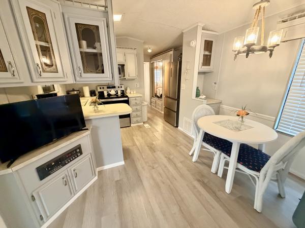 1987 Mobile Home