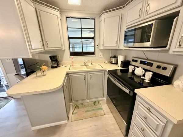 1987 Mobile Home