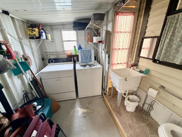 1987 Mobile Home