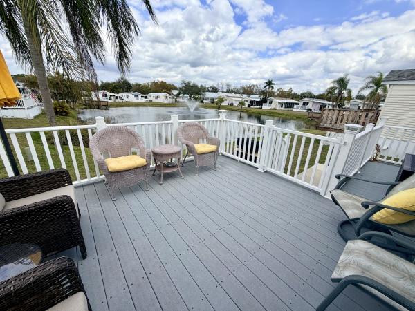 2004  Mobile Home For Sale