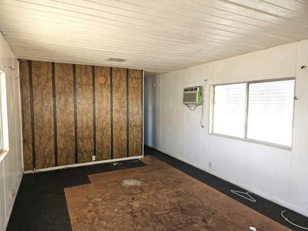 1976 Kaufman&Broad Manufactured Home