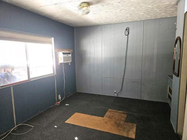 1976 Kaufman&Broad Manufactured Home