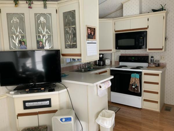 1990 Fleetwood Mobile Home