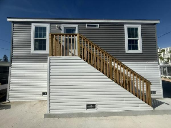 Photo 1 of 2 of home located at 1375 Pasadena Ave. S., #208 South Pasadena, FL 33707