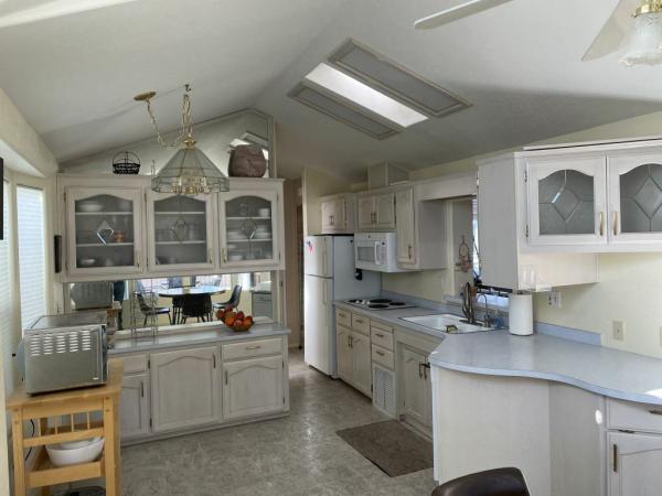 1995 Hallmark Alexandria Mobile Home