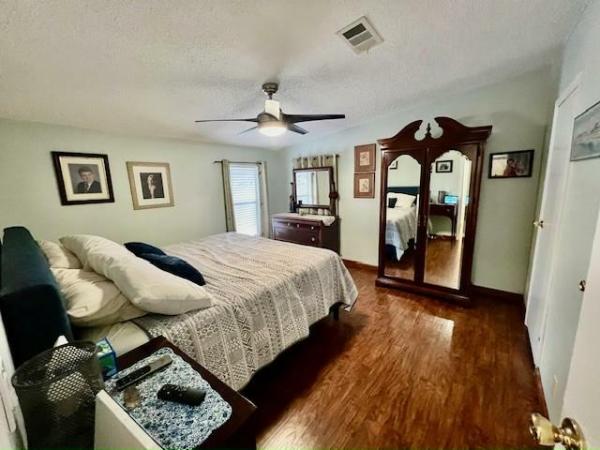 2000 Craftmade Homes HS Manufactured Home