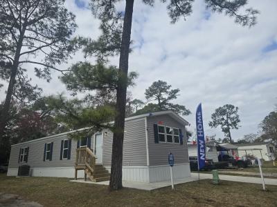 Photo 3 of 13 of home located at 2662 Fresno Drive Jacksonville, FL 32250