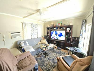 Photo 4 of 13 of home located at 4000 24th St N Unit 509 Saint Petersburg, FL 33714