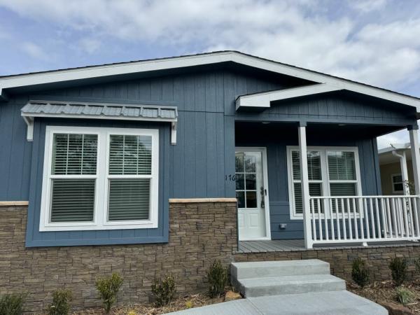 Photo 1 of 2 of home located at 11720 Thousand Trails Rd, The Reserve #176 Willis, TX 77318