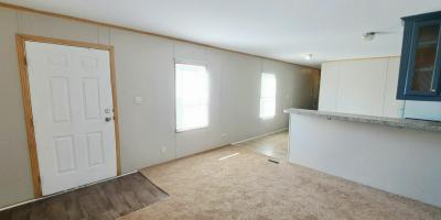 Photo 4 of 10 of home located at 815 Bridge Street Lynwood, IL 60411