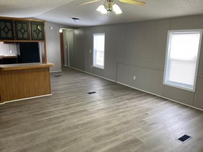 Photo 2 of 11 of home located at 519 Creek Dr. Bluffton, IN 46714