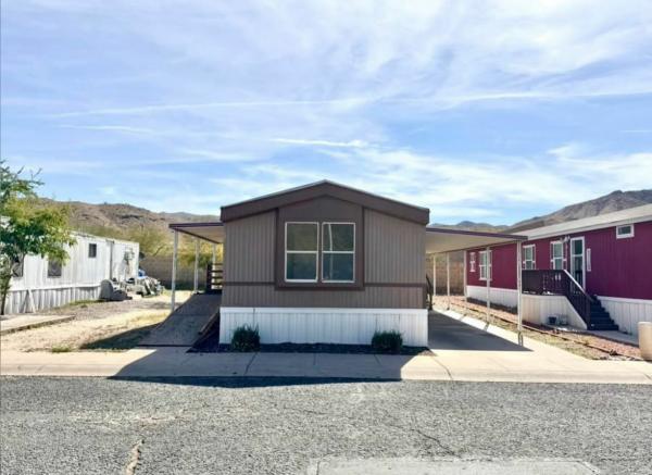 2000 Clayton Homes Inc Mobile Home For Sale