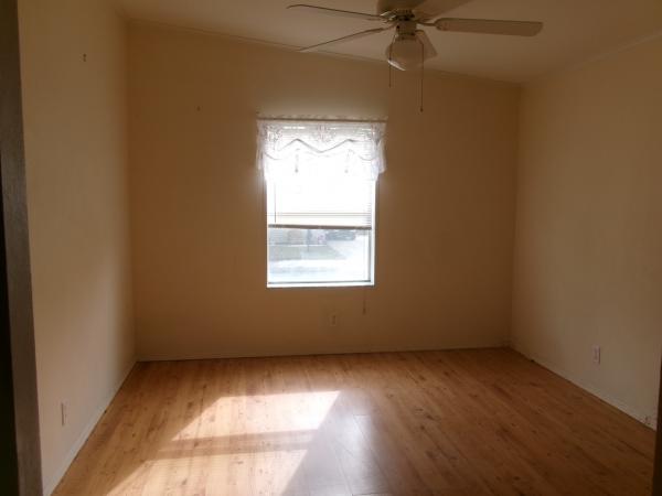 2000 Palm Harbor Mobile Home