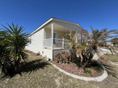 Photo 2 of 20 of home located at 105 Crossways Drive Leesburg, FL 34788