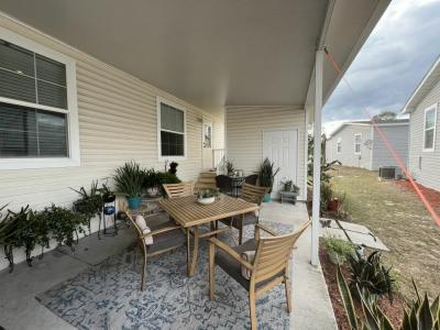 Photo 4 of 20 of home located at 105 Crossways Drive Leesburg, FL 34788