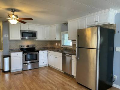 Photo 2 of 20 of home located at 13222 Grape Avenue Grand Island, FL 32735