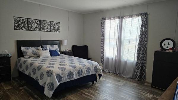 2023 RM3264A-3264H43106 Mobile Home